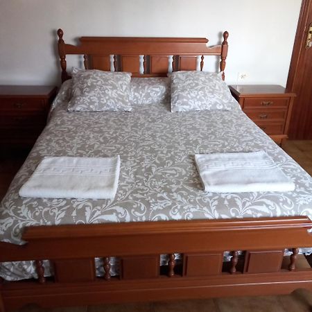 מלון O Coto Pension Baires מראה חיצוני תמונה